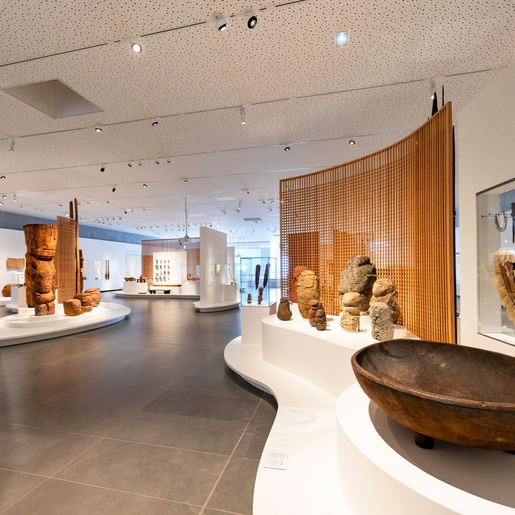 Permanent display at Te Fare Iamanaha - Musée de Tahiti et des Îles. Image supplied by the museum.